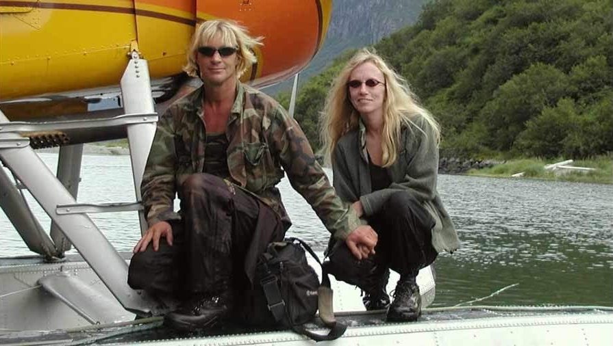 Treadwell y su novia Amie Huguenard | "Grizzly Man"