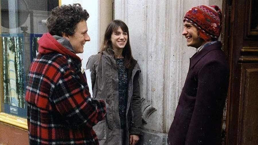 El director Michel Gondry junto a Charlotte Gainsbourg y Gael García Bernal durante el rodaje de «La Ciencia del Sueño».