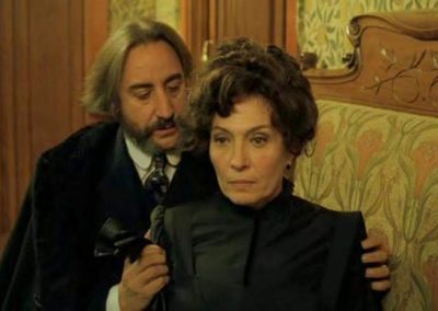 Juanjo Puigcorbé es el Doctor Mira y Mercedes Sampietro, la Señora Mingarro | "Inconscientes" (2004)