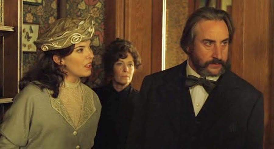 Núria Prims es Olivia; Mercedes Sampietro, la Señora Mingarro; y Juanjo Puigcorbé, el Doctor Mira | "Inconscientes" (2004)