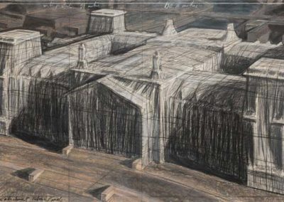 Christo: Reichstag envuelto (Proyecto para Berlín) Parte 2 de Dibujo en dos partes 1981. Lápiz, carbón, pastel, crayón de cera, datos técnicos y mapa 38 x 244 cm y 106,6 x 244 cm | Foto: Vincent Everarts. ©1981 Estate of Christo V. Javacheff